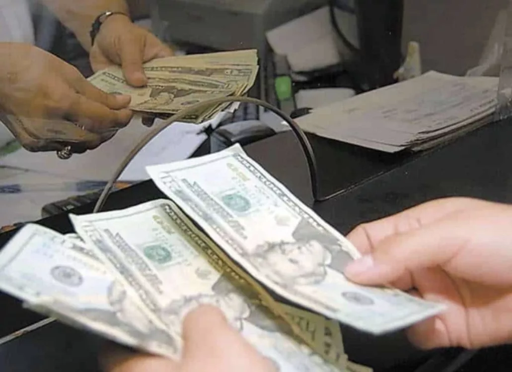 Bancos comienza a tener dólares en efectivos para combatir la brecha cambiaria