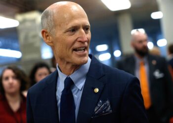 Rick Scott considera que los terremotos “no son una razón” para retrasar elecciones en Venezuela