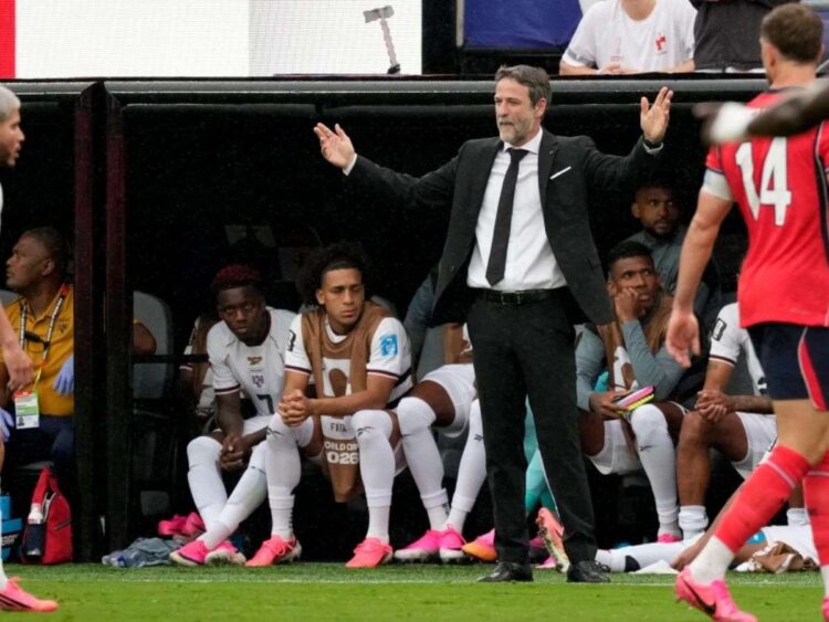 Thomas Christiansen ratificado como técnico de Panamá