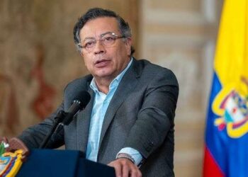 Petro prohíbe uso de una unidad militar para investidura de Abelardo de la Espriella