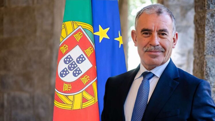 Portugal ofrece empresas para el proceso de reconstrucción del país
