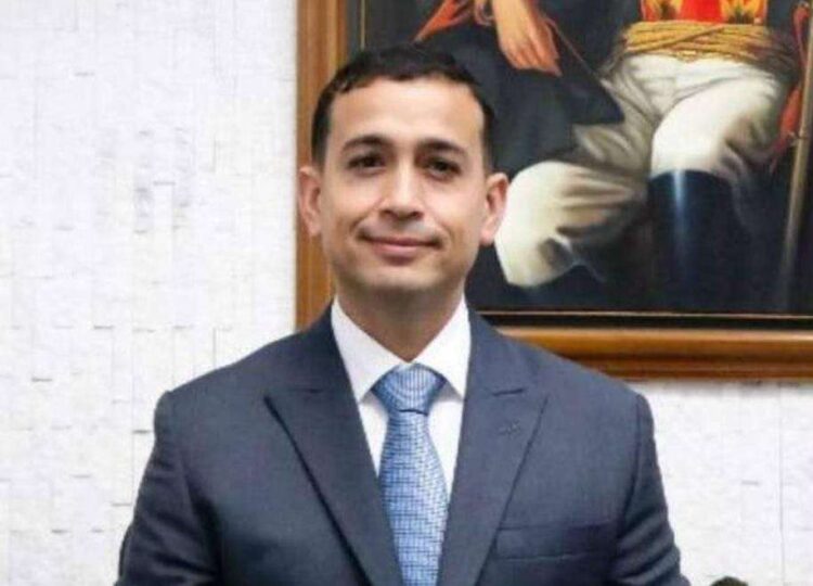 Delcy Rodríguez designó a Johann Álvarez encargado de negocios en EEUU