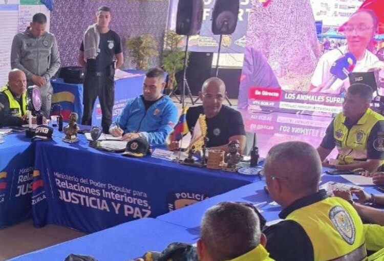 PNB imparte directrices a comandantes regionales sobre decreto de emergencia